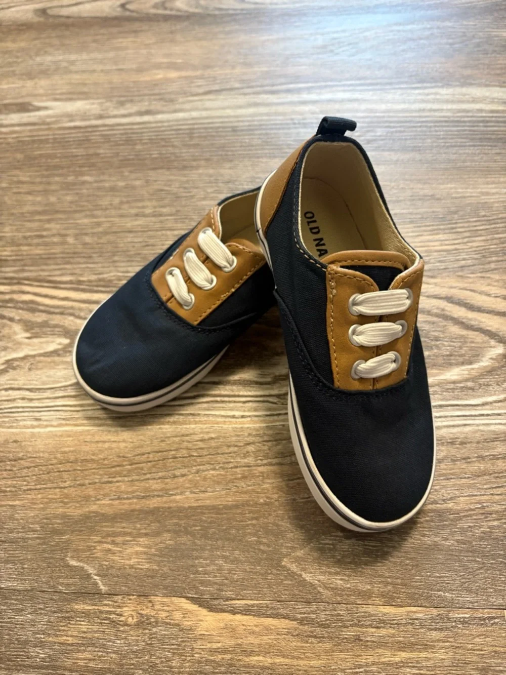Old Navy Blue and Tan Slip On Tan Sneakers 9